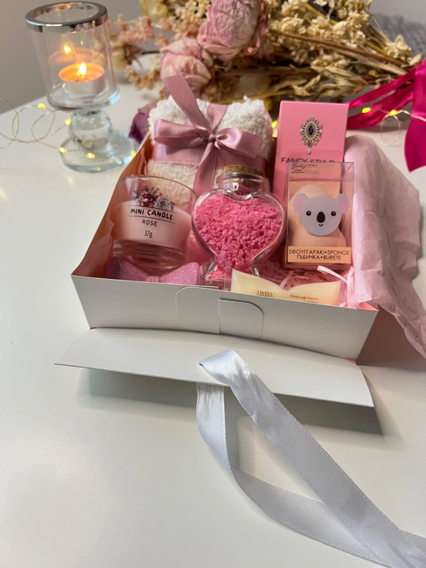 Set cadou Rose Grace cutie cadou feminină și elegantă