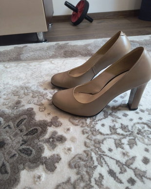 Pantofi