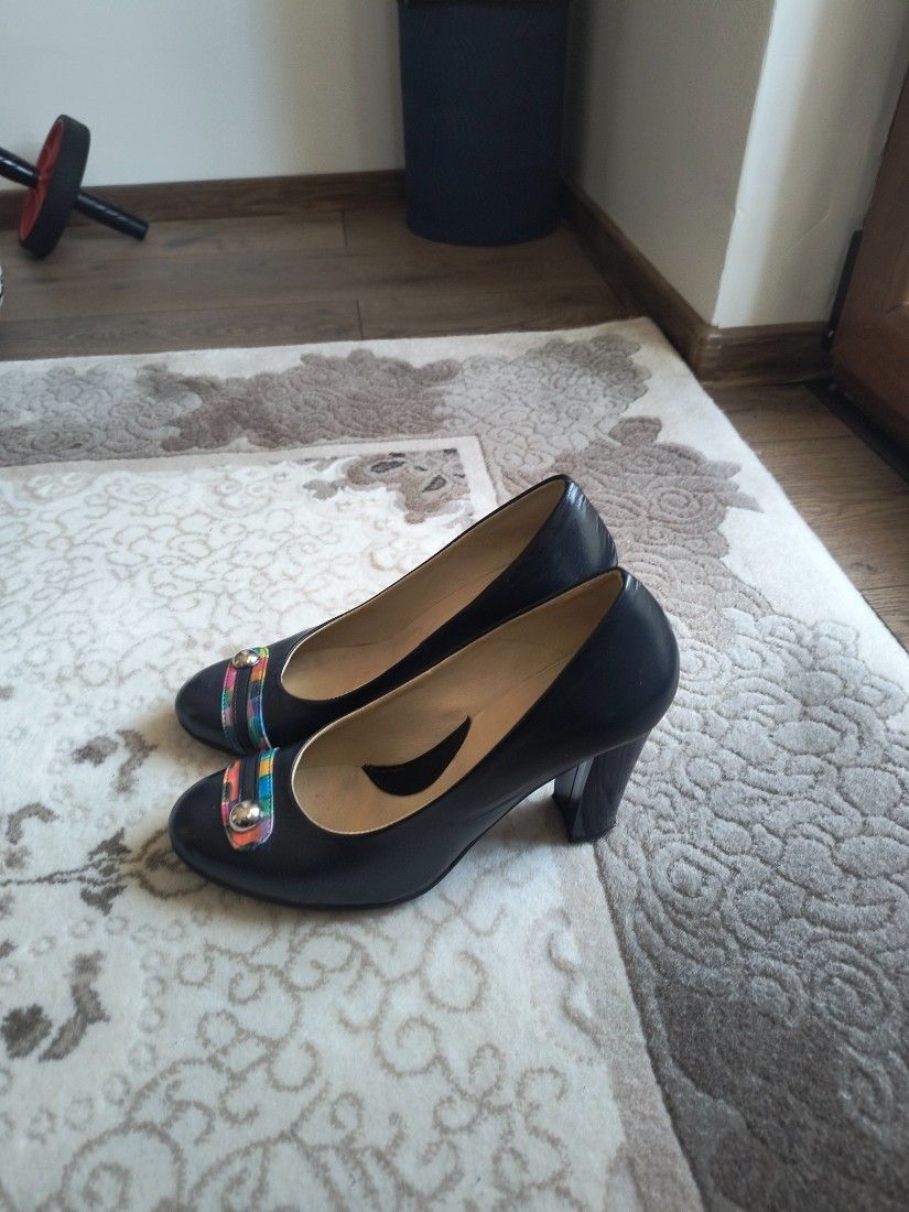 Pantofi