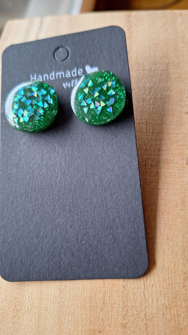 Cercei Stud Emerald Sparkle Rășină și Glitter Holografic Verde