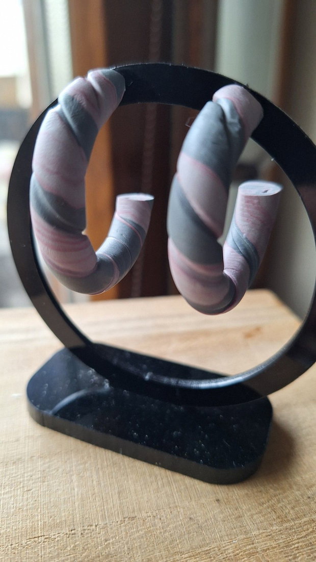 Cercei Hoops Răsuciți - Dusty Pink & Grey - Handmade din Lut Polimeric
