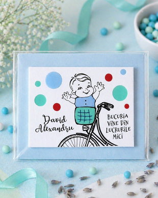 Marturii personalizate botez handmade pictate magnetice baietel