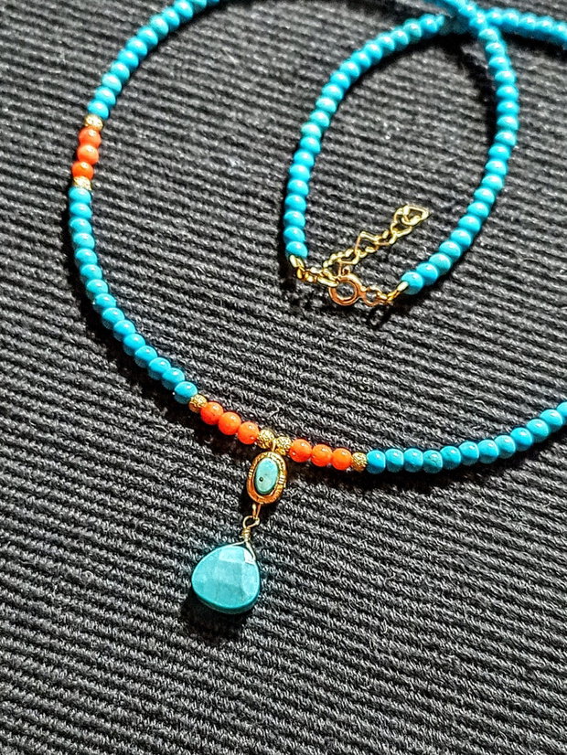 Rezervat Colier vermeil turcoaz reconstruit coral charm cupru placat cu aur brioleta turcoaz natural minimalist boho chic trendy
