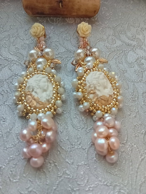 Cercei camee portelan rece,perle cultura,perle shell