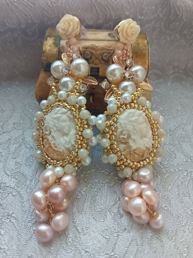 Cercei camee portelan rece,perle cultura,perle shell