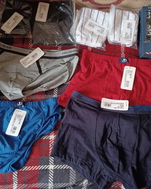 Vand chiloti & boxeri barbati, noi cu eticheta, toate marimea L, marca Jolidon, Lee Cooper!