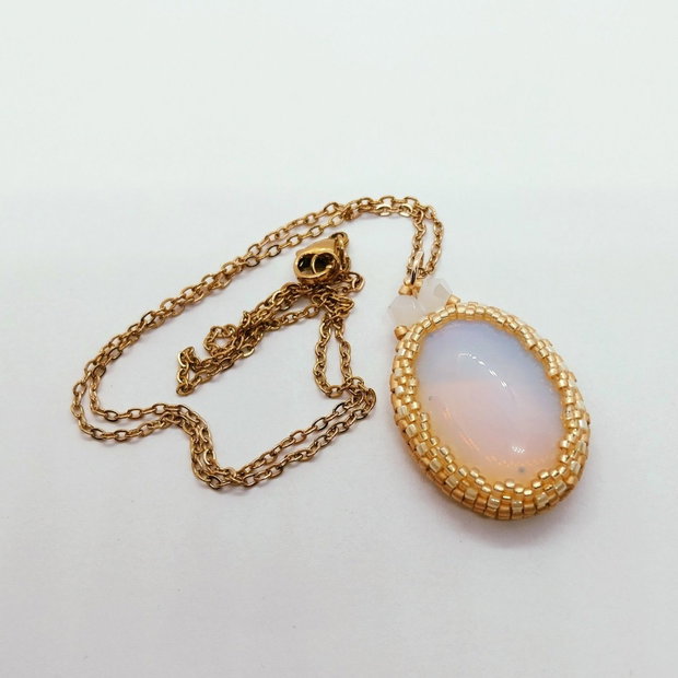 Set cu opal alb
