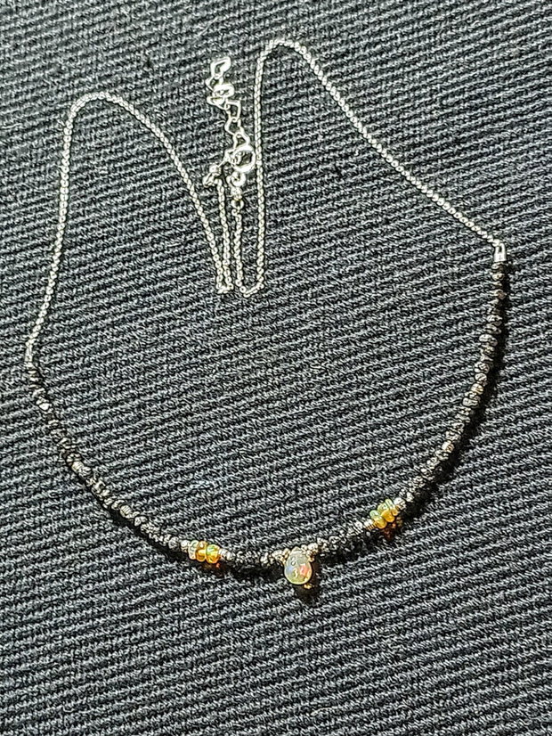 Colier argint diamant brut opal de foc etiopian lant argint minimalist boho chic trendy