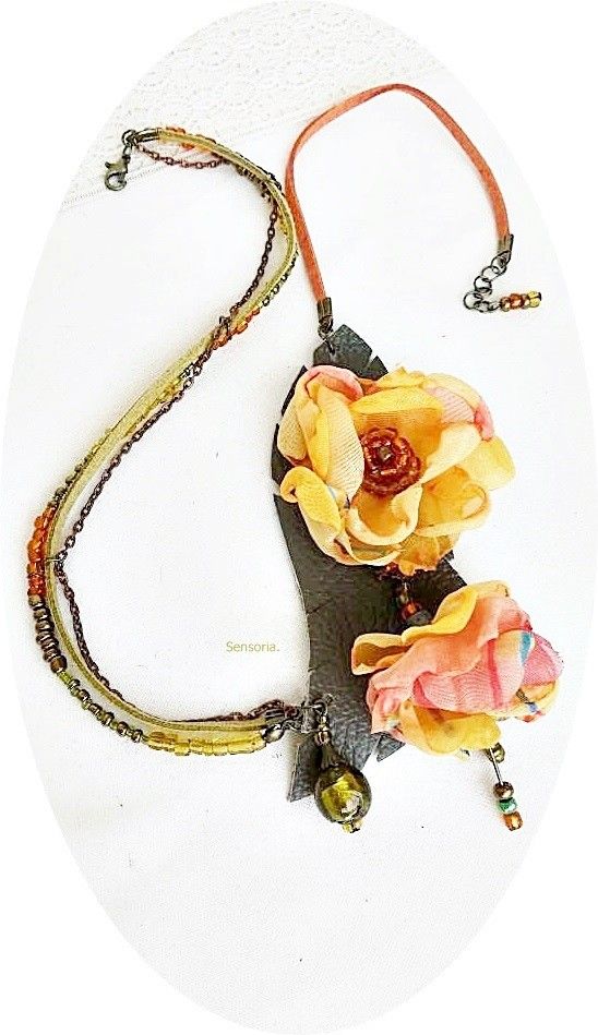 colier floral lumina de septembrie