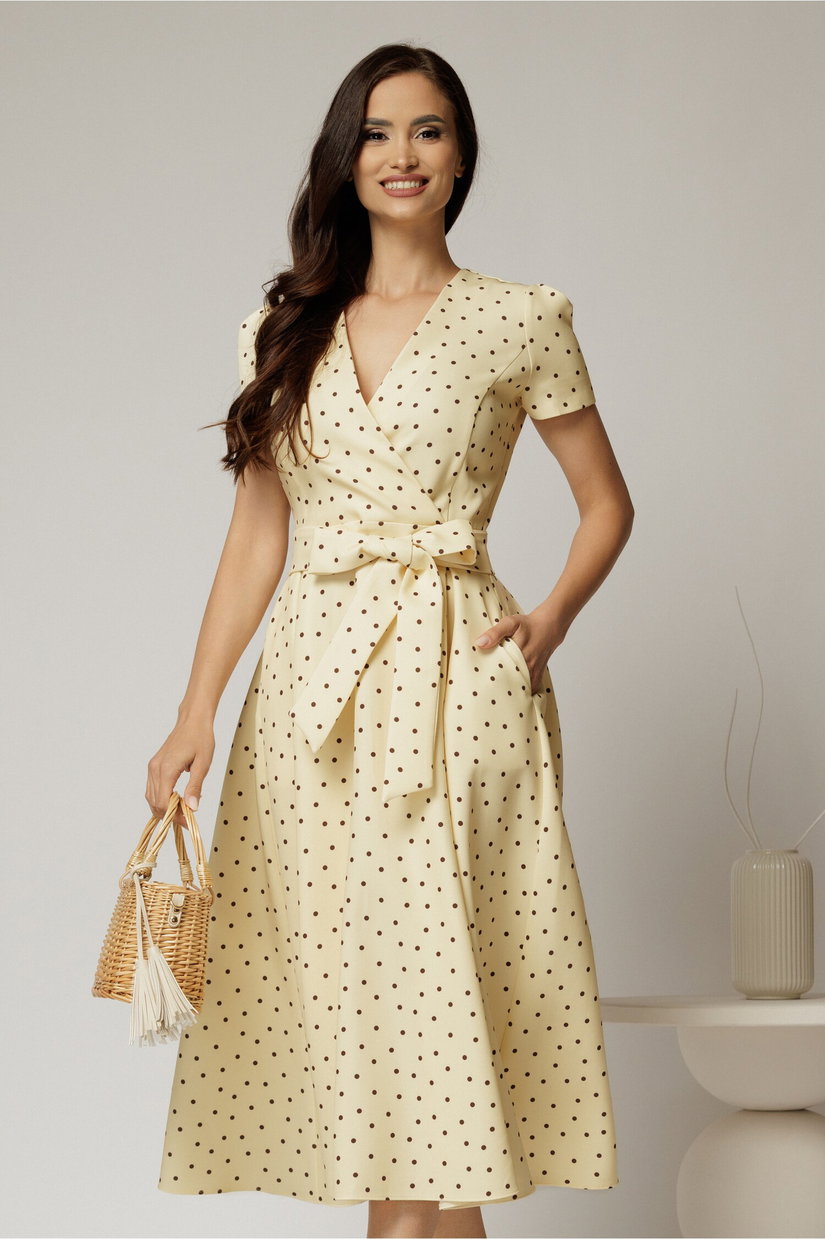 Rochie DY Fashion galbena cu buline cu decolteu petrecut si cordon in talie
