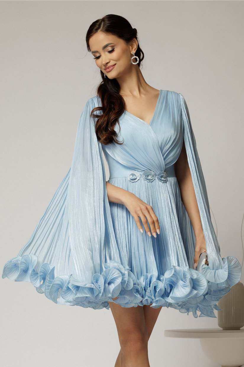 Rochie scurta bleu de ocazie cu aplicatii florale pe talie din voal peliculizat
