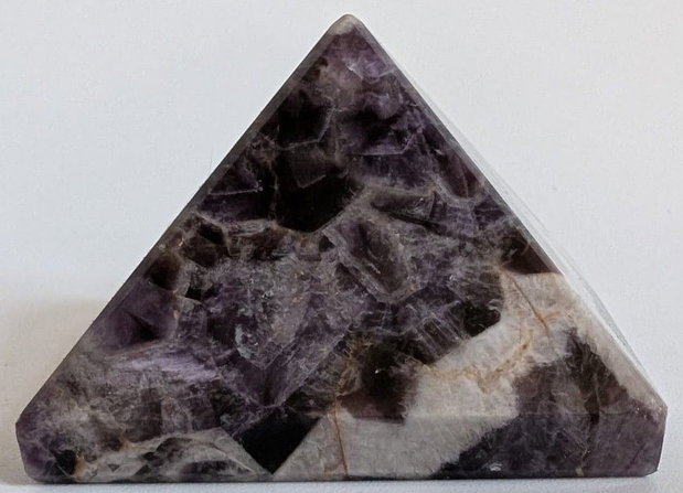 Ametist Chevron - Piramida piatra semipretioasa