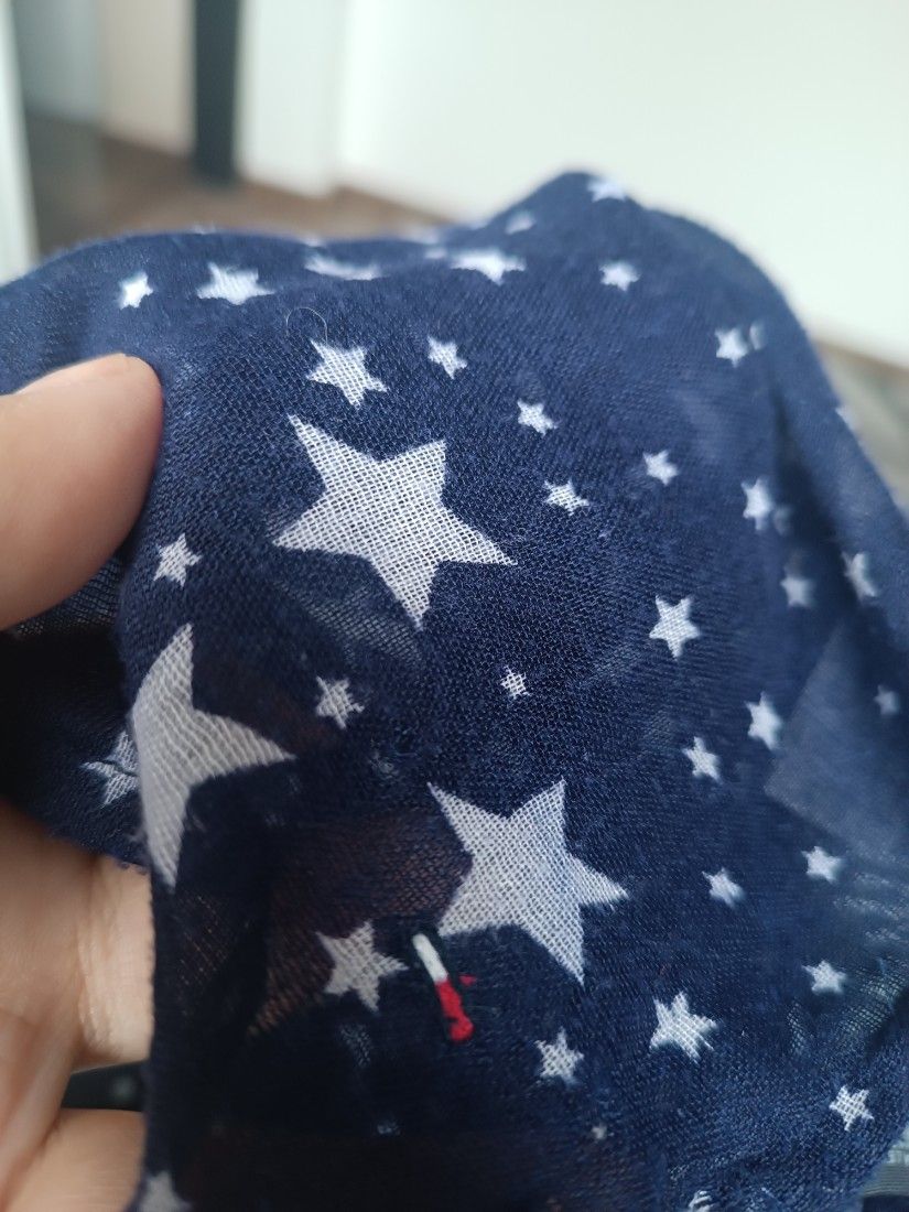Eșarfă Tommy Hilfiger
