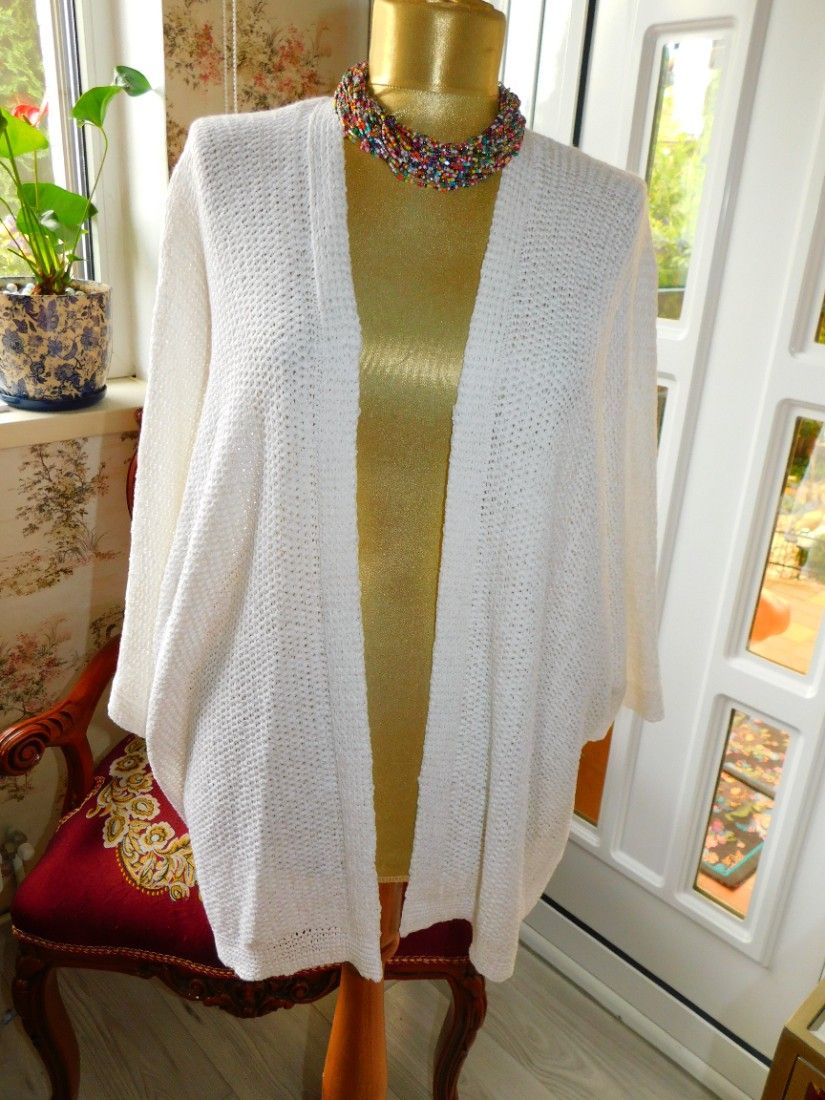 Cardigan  nou   alb,  deosebit,  L / XL, potrivit pentru o rochie de vara, foarte  elegant