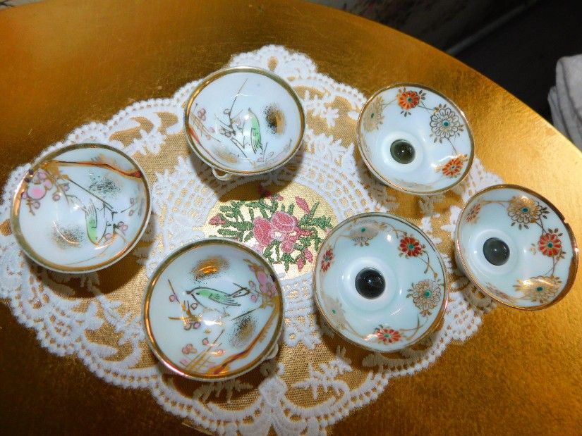 Portelan  extra Japonia, 6  pahare  sake, anii 40, pictate manual,  aur coloidal