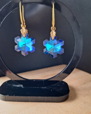 Cercei Blue Blossom  Flori din Cristale Swarovski Bermuda Blue