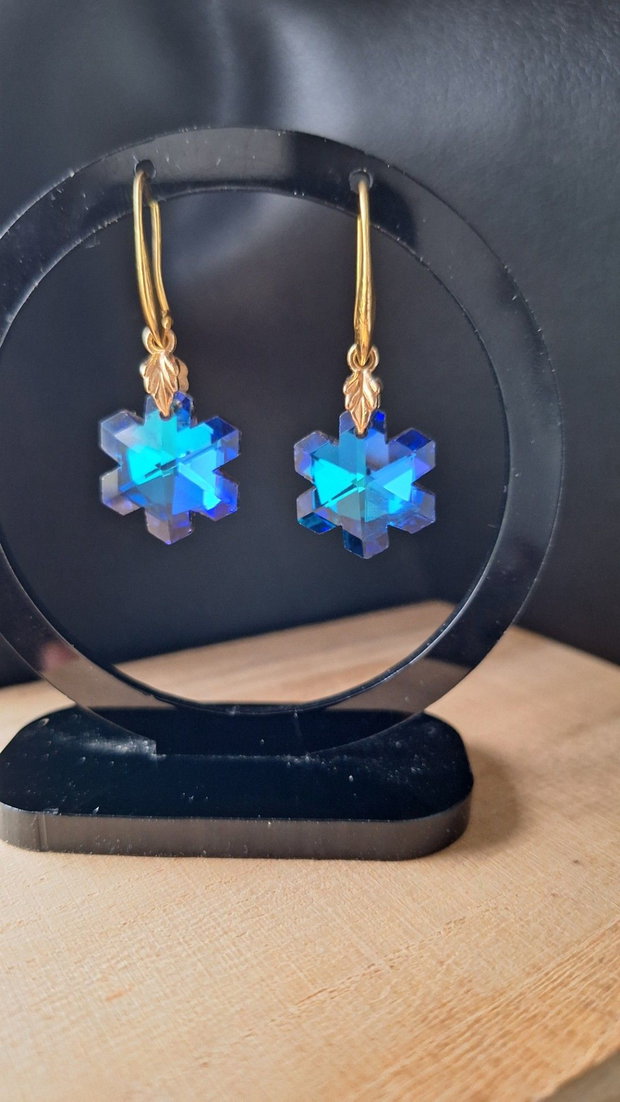 Cercei Blue Blossom Flori din Cristale Swarovski Bermuda Blue
