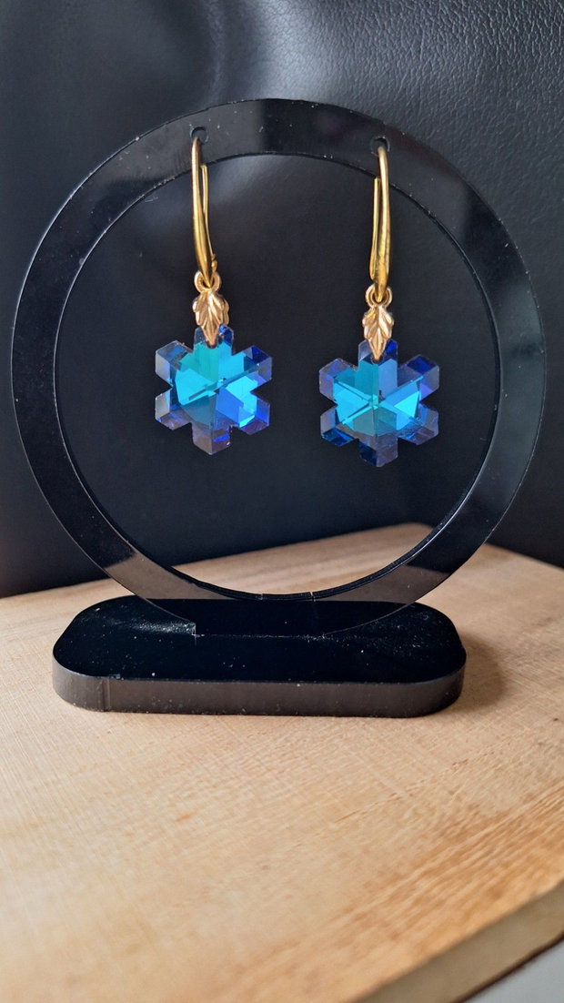Cercei Blue Blossom Flori din Cristale Swarovski Bermuda Blue