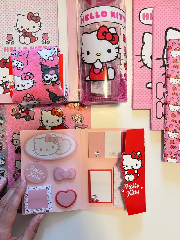 Set cadou Hello Kitty Fetițe | Cutie 1 Iunie Sanrio Kuromi