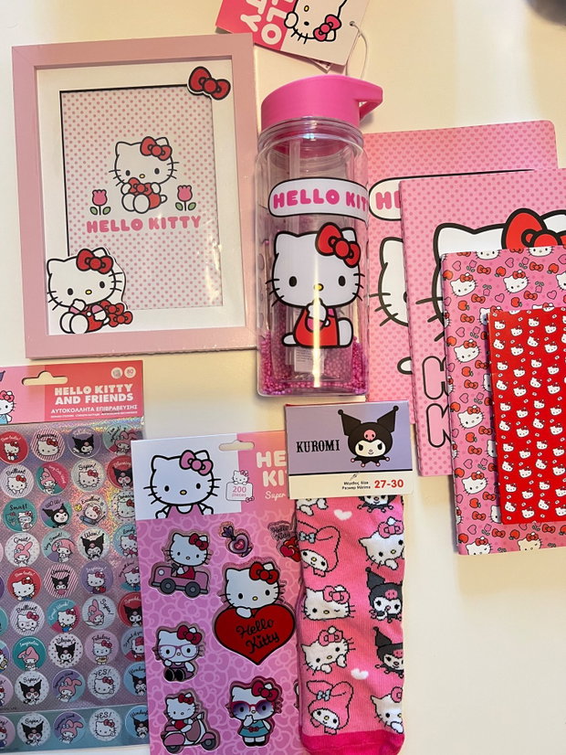 Set cadou Hello Kitty Fetițe | Cutie 1 Iunie Sanrio Kuromi
