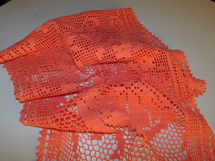 Centru de masa, vintage , fire  bumbac,  dantela,  crosetat manual ,  deosebit