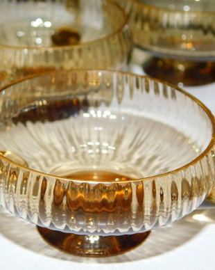 Cristal MOSER, Cehoslovacia, 5  boluri  mini  provenind    din 1928  din familia  strabunicilor