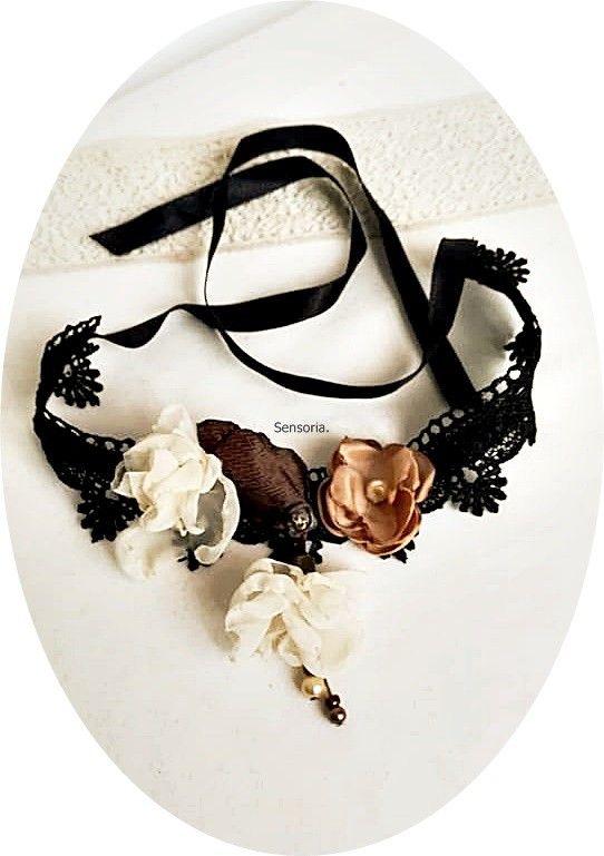 chocker romantic dantelat floral