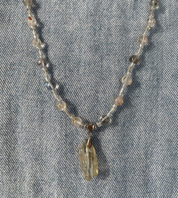 Colier handmade cuart fumuriu