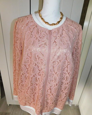 Blazer  nou dantela ,  masura 50 ,  deosebit,