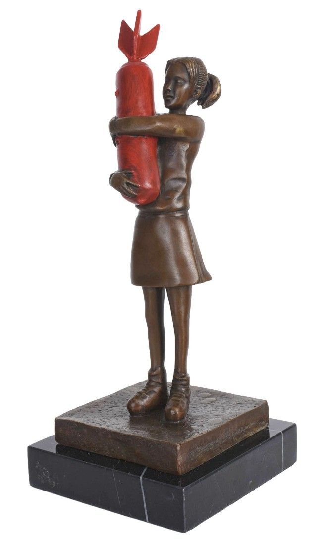 Rocket Girl-statueta din bronz cu soclu din marmura
