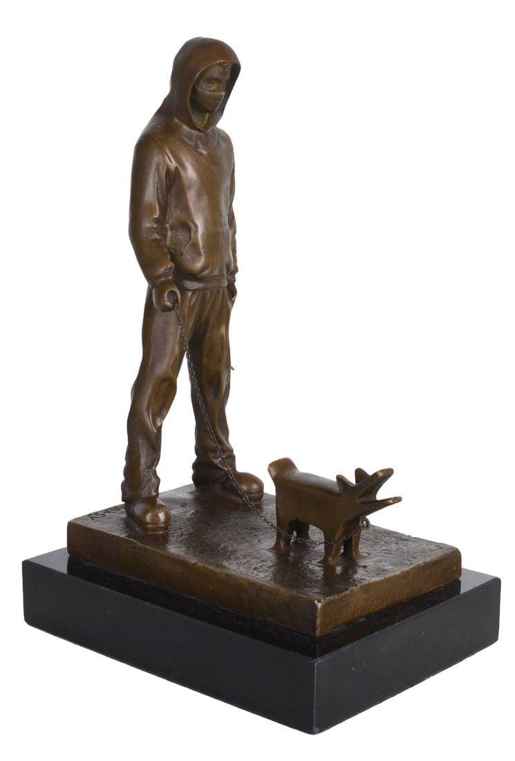 Street Thug-statueta din bronz cu soclu din marmura