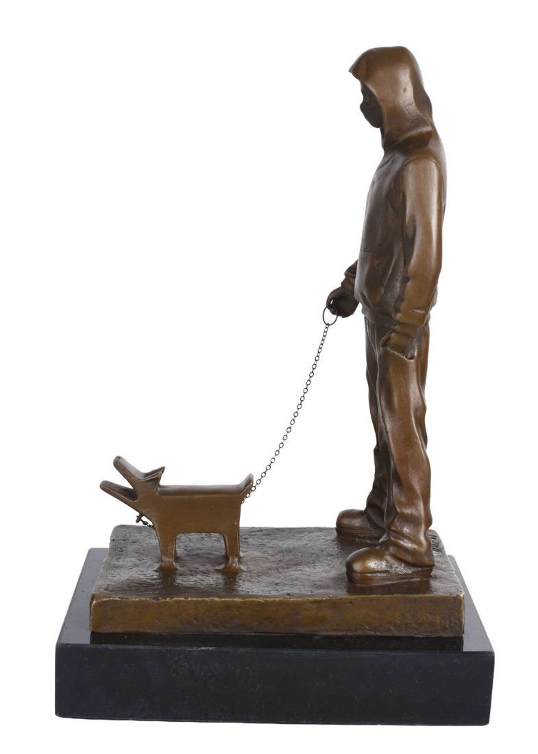 Street Thug-statueta din bronz cu soclu din marmura