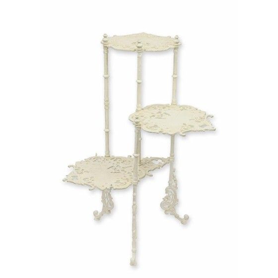 Masuta flori din fonta antik white