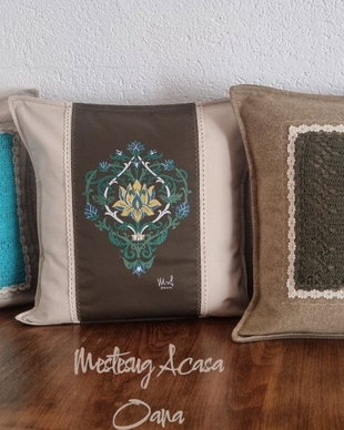 Set de trei perne decorative