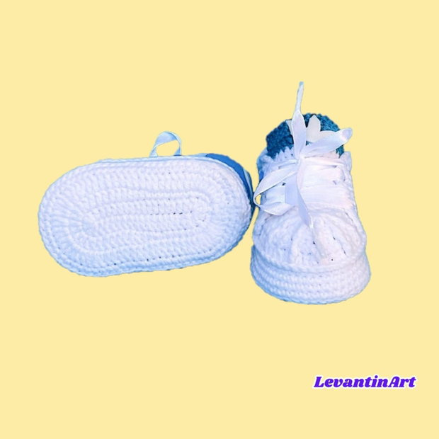 Botosei bebe crosetati tip adidasi | model unisex | handmade | 0-6 luni