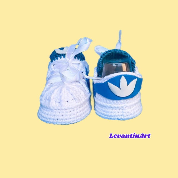 Botosei bebe crosetati tip adidasi | model unisex | handmade | 0-6 luni