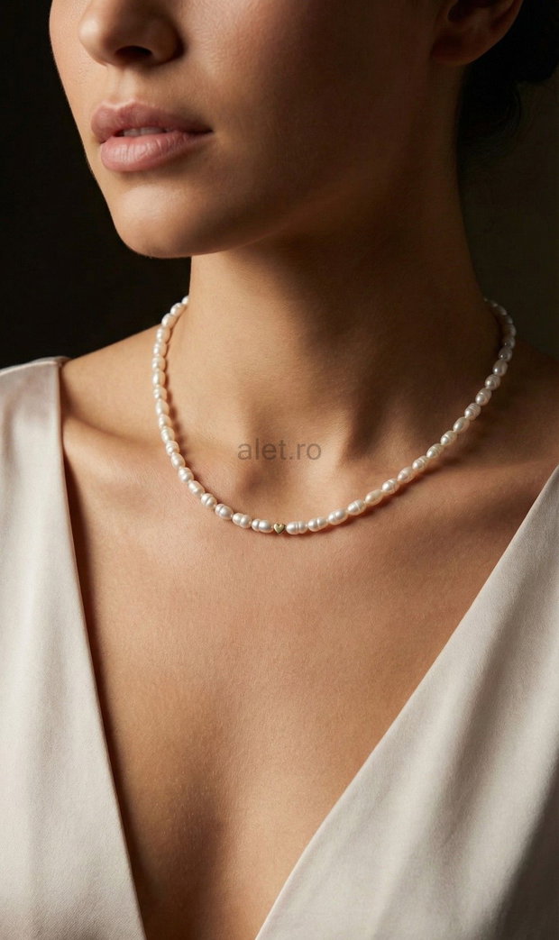 Colier handmade din Argint 925 placat Aur cu perle naturale, pandantiv tip prelungire soare si inima