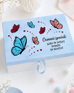 Cutie bijuterii fluturi pictata manual personalizata cu mesaj