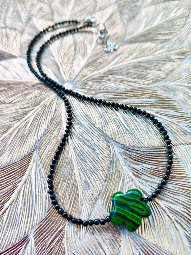 Colier CHOKER spinel negru & floare malachit