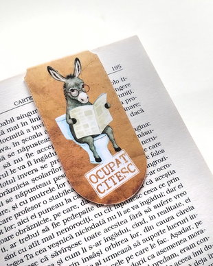 Semn de carte magnetic "Ocupat. Citesc" - Magar la toaleta