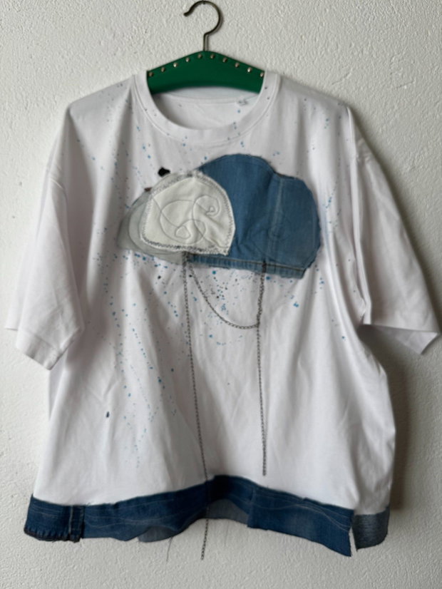 Tricou oversized Reinventat cu materiale recilate din jeans
