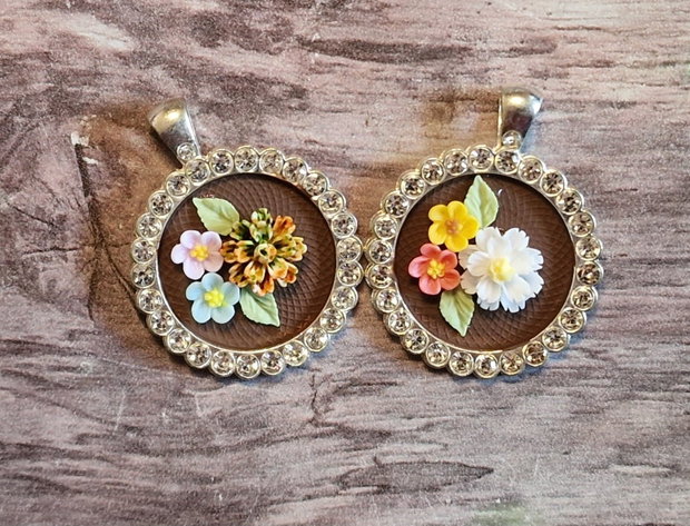 Pandantiv floral
