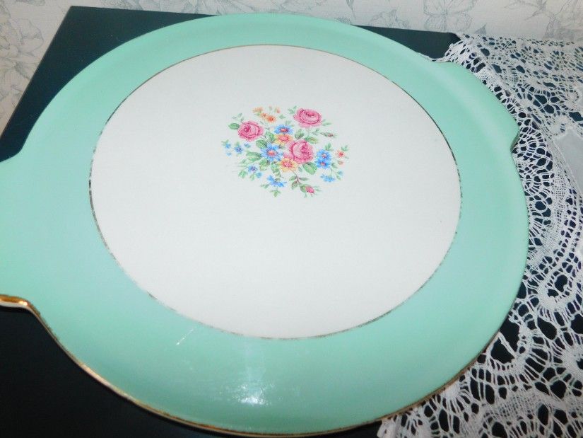 Vintage  interbelic portelan  opac Franta, platou pentru tort