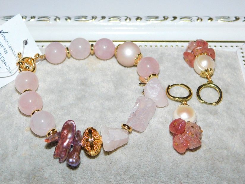 Set bratara cuart roz, noua, etichete atasate, cercei noi perla combionati cu cuart roz