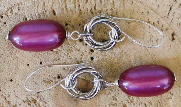 Cercei handmade din sarma si margele ochi de pisica