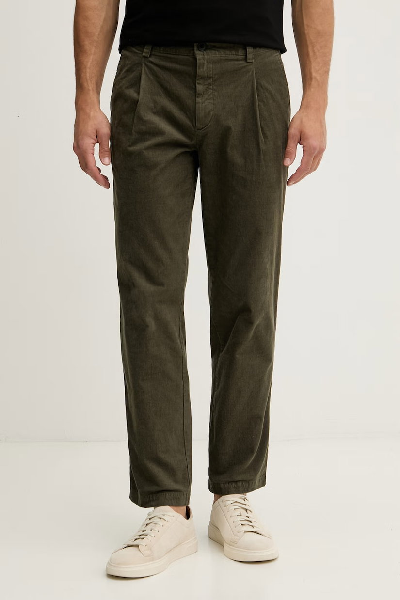 BOSS Orange pantaloni pentru bărbați din catifea reiată Chino_Pleated_3