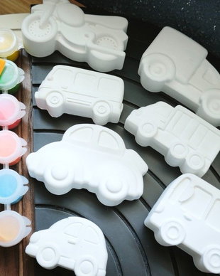 Marea cursa colorata - autovehicule - Figurine de ipsos