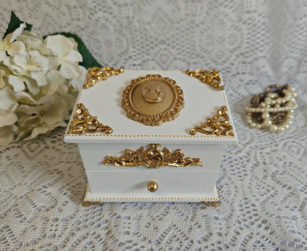 Cutie muzicală vintage-Camee