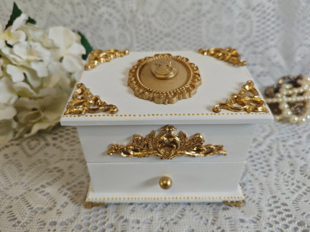 Cutie muzicală vintage-Camee