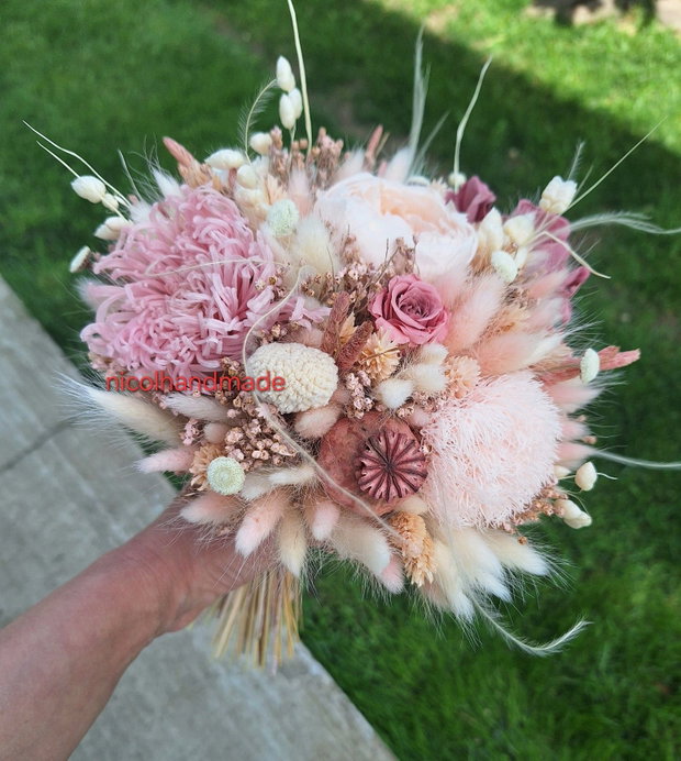 Buchet mireasa roz pudra